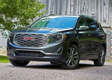 New GMC Terrain Denali Photos, Prices And Specs in UAE