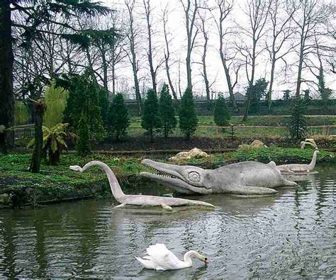 Crystal Palace Dinosaurs (Crystal Palace Park) - Adventure Clues