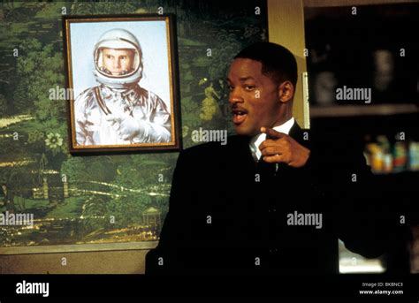 MEN IN BLACK 2 -2002 WILL SMITH MIB2 Stock Photo - Alamy