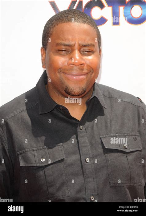 Kenan thompson nickelodeon hi-res stock photography and images - Alamy