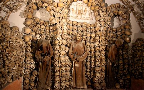 Roman Crypts and Catacombs Tour | English Guide | AC Coach