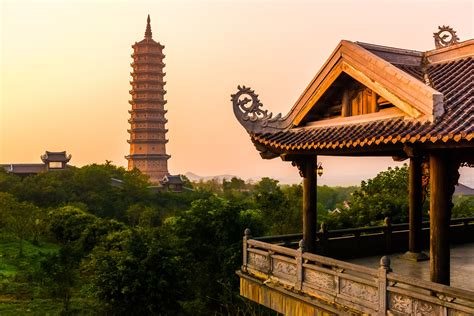 14 Best Temples In Vietnam List Of Famous And Ancient Photos Map ...