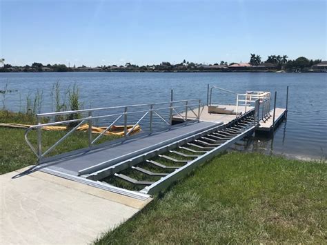 Saratoga Lake Park, FL - BoardSafe Docks