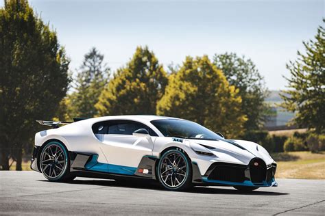 Bugatti Divo Hypercar Lands Stateside, Here’s the First Unit for the U ...