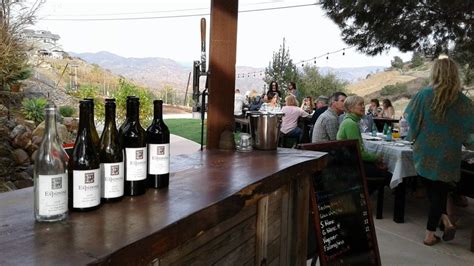 10 San Diego Wineries and Vineyards You Must Visit