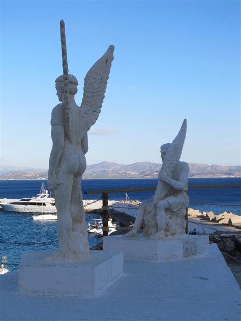 Agia Galini Crete, Statue of Icarus and Daedalus - Αγία Γα… | Flickr