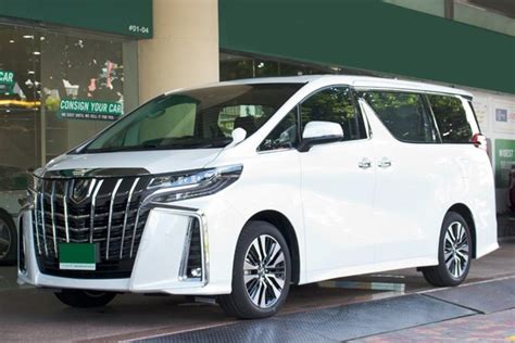 10-y lease Totoya Alphard 3.5L S$300k in SG; Freehold New Mclaren GT S$300k in USA ...