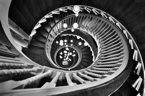 Cecil Brewer Spiral Staircase [OC] : r/crazystairs