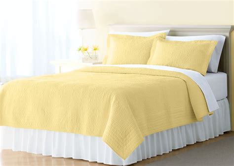 Textile House 100% Cotton Solid Embroidery Yellow Quilt Set Twin Queen King With Standard Sham ...