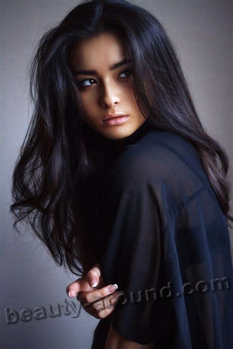 TRENDING TOPICS: Top-25 Beautiful Kazakhstan Women. Photo Gallery