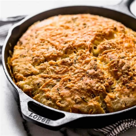 You'll Love these Cast Iron Skillet Bread Recipes (#4 will make you drool!)