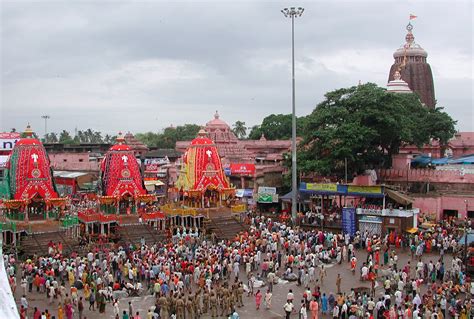 File:Rath Yatra Puri 07-11027.jpg - Wikipedia, the free encyclopedia