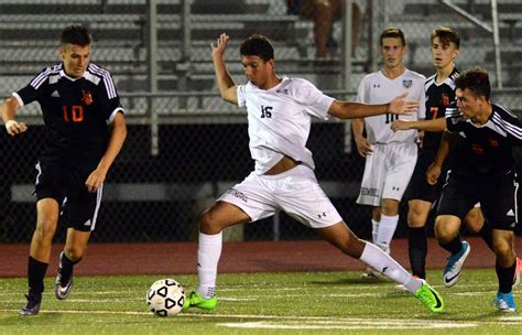 THE DAILY 5 in High school sports: Tuesday's top FCIAC matchups