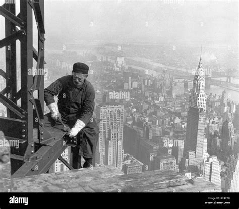 New york construction workers 1932 hi-res stock photography and images - Alamy