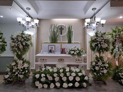 FUNERAL ARRANGEMENTS | Funeral arrangements, Funeral flower ...