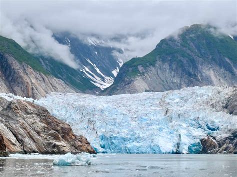 Photos of a Tracy Arm fjord cruise