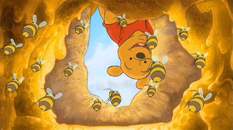 Winnie the Pooh and honey bees | Pooh, Cute winnie the pooh, Winnie the pooh