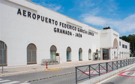 Aena licita por 3,9 millones la ampliación del edificio terminal del Aeropuerto de Granada ...