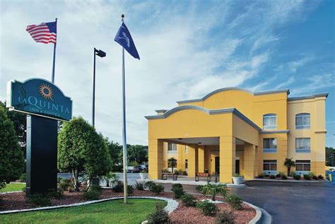 La Quinta Inn & Suites Florence, SC - See Discounts