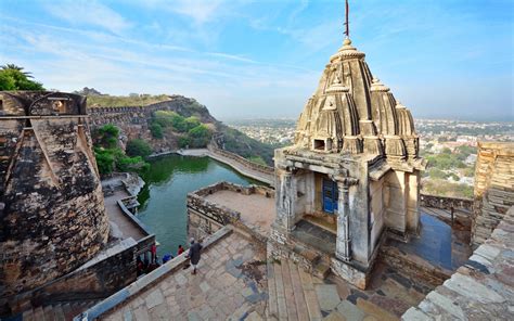 Places to Visit Before you Die : Chittorgarh - Place to visit in Rajasthan (INDIA)