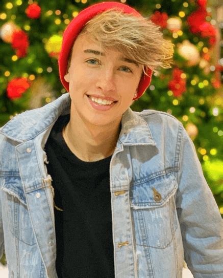 Maverick Baker Bio, Age, Girlfriend, Family, Photos, Net Worth