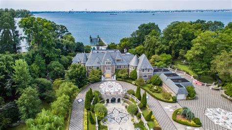 The Great Gatsby Mansion Is on the Market for $85 Million ...