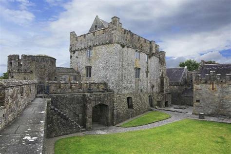 Best Castles in Tipperary - Historic European Castles