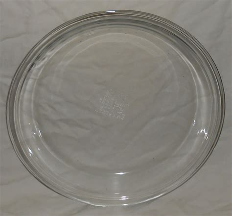 Vintage 9 inch Pyrex #209 Clear Glass Pie Plate - Pyrex