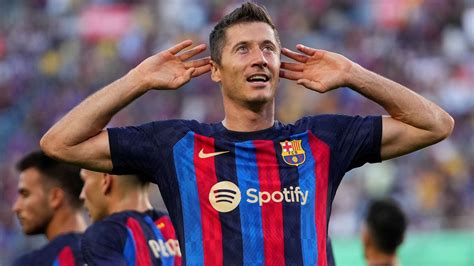 FC Barcelone : Les fans et le club déjà totalement conquis par Robert Lewandowski | Flipboard