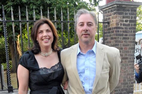 Kirstie Allsopp DEFENDS driving to Devon with Covid-infected partner ...