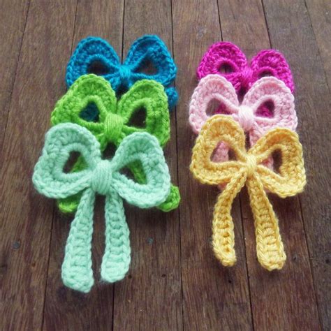 Easter Crochet Bow Applique Pattern Scrapbook Christmas - Etsy | Crochet bow pattern, Crochet ...