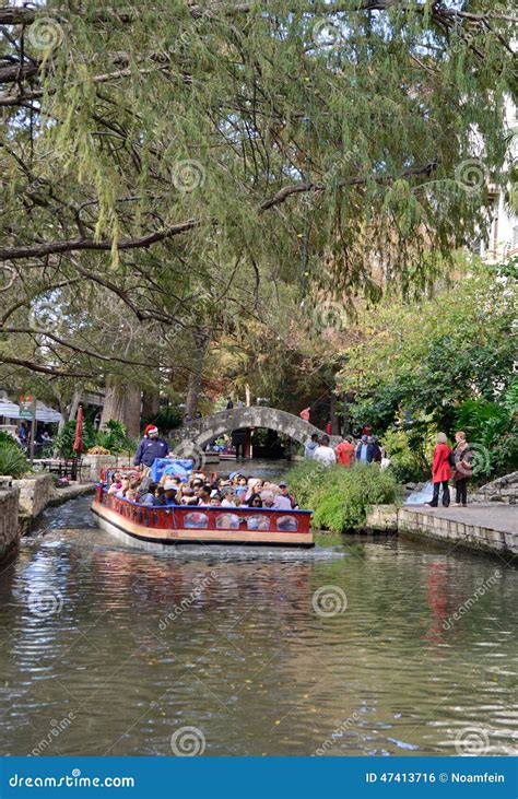 The Riverwalk of Downtown San Antonio Editorial Photo - Image of city, urban: 47413716