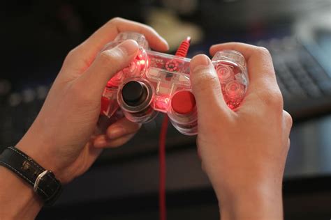 person, playing, game controller, gamer, hands, game, computer, pc, gaming, player | Pxfuel