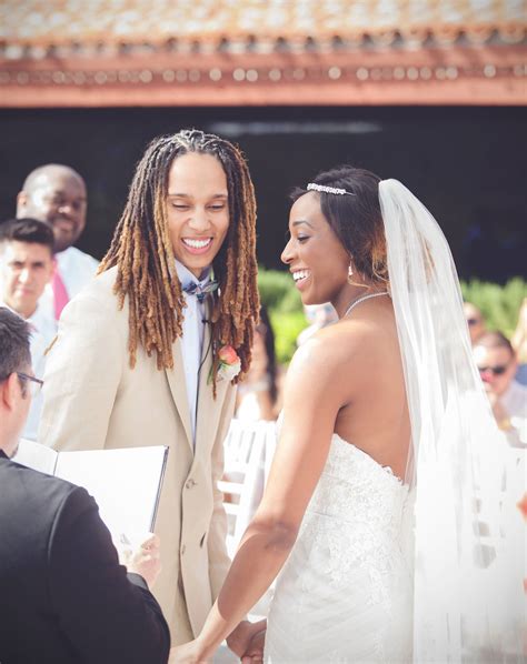 Brittney Griner Marries Glory Johnson | News | BET