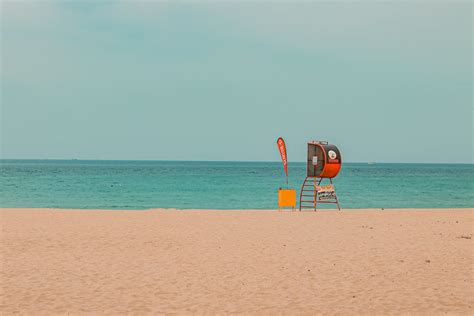 Lifeguard Tower on an Empty Beach · Free Stock Photo