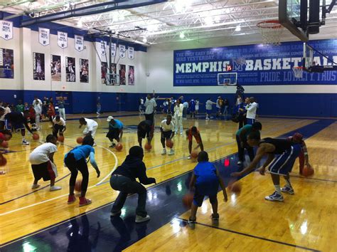 After Practice Clinic | Official Site for UofM Men's Basketball ...