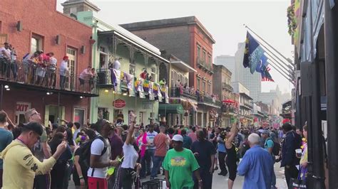 Bourbon Street ahead of Endymion Mardi Gras parade in New Orleans ...