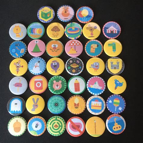 Hey Duggee Button Badges 25mm. | Etsy UK