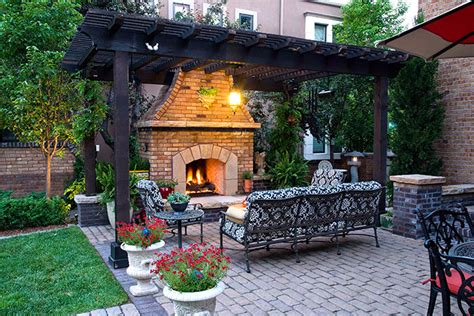 Before & After: A New Orleans-Inspired Courtyard - Colorado Homes & Lifestyles