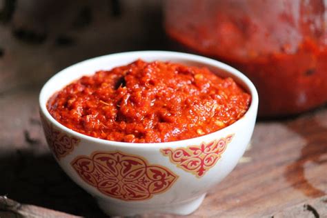 Homemade Chilli Garlic Paste Recipe