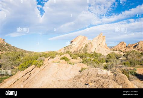 Geologic rock formations in the Mojave desert of southern California ...