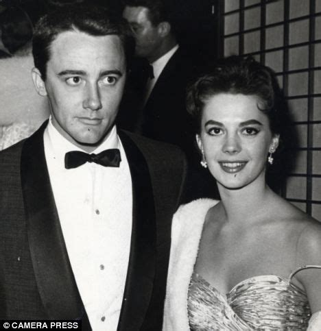 Robert Vaughn and Natalie Wood - Natalie Wood Photo (30367753) - Fanpop