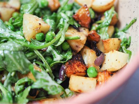 Warm or Cold? The Ultimate Potato Salad – Like A Vegan