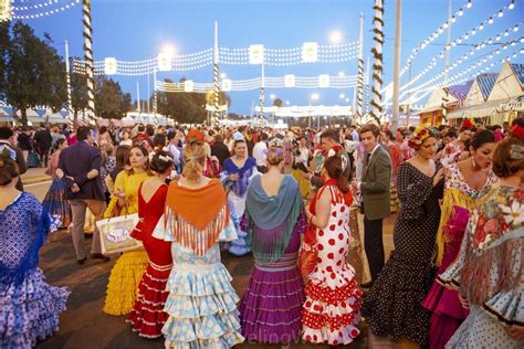 Best of Andalusia - Travel guide for Feria de Abril | travelingwolf