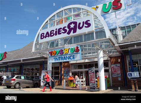 Toys R Us Babies R Us store Stock Photo - Alamy