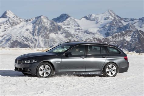 Bmw 535i xdrive: Ultimate Performance and All-Wheel Drive Excellence