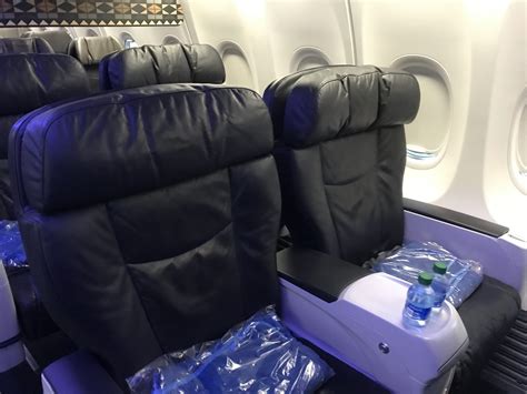 Review: Alaska Airlines 737-900 First Class - Travel Update