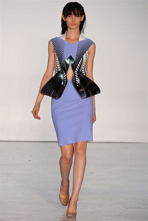 Dion Lee Spring 2013 Ready-to-Wear Fashion Show | Fashion, Futuristic ...