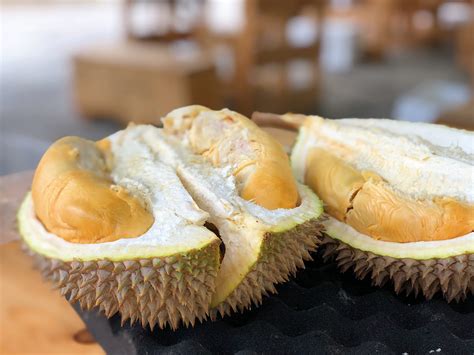 The Science Behind Why Durians Smell So Bad - Kopi