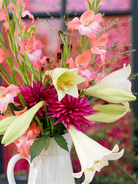 How to Grow and Care for Easter Lilies | HGTV